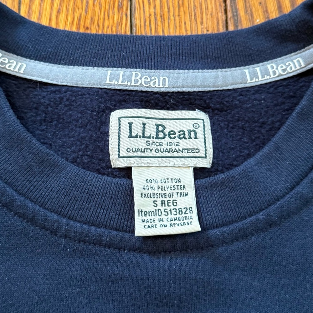 L.L. Bean Crewneck Sweater - Picture 3 of 11